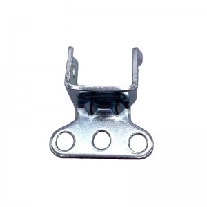 ลึกเจาะแผ่นเหล็กกล้าไร้สนิมกดชิ้นส่วนรถบรรทุกท้ายรถล็อคสนับสนุนชุบสังกะสี