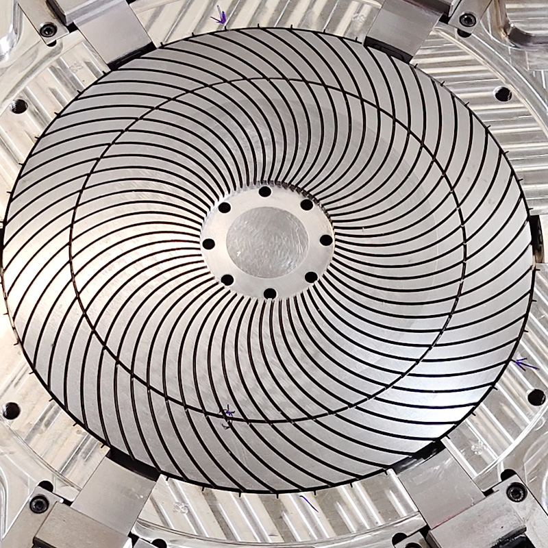 บริษัทเอกชนทำของพวกเขาที่ดีที่สุดที่จะต่อสู้กับ COVID-19