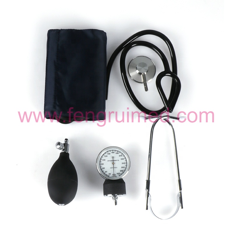 Aneroid Sphygmomanometer กับหูฟัง