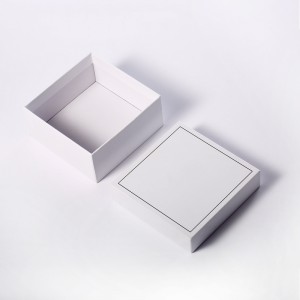 ที่กำหนดเองเป็นมิตรกับสิ่งแวดล้อมบัตรกล่องของขวัญกล่องกระดาษบรรจุภัณฑ์เครื่องประดับที่มีโลโก้