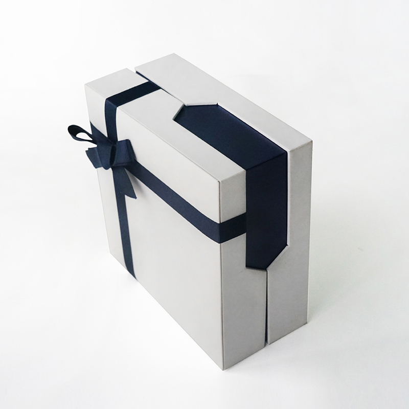 ผลิตกล่องกระดาษแข็งการออกแบบที่ไม่ซ้ำกันกล่องเครื่องสำอางที่กำหนดเอง