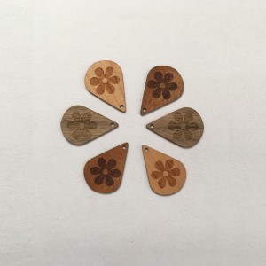 การ์ดรูปแบบพิเศษไม้