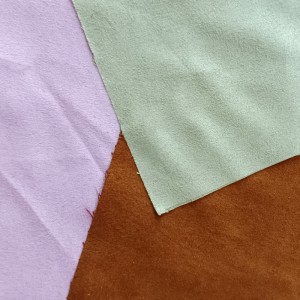 กำมะหยี่กวีนิพนธ์ที่สร้างใหม่