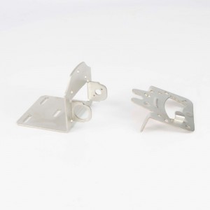 แผ่นยึดโลหะ