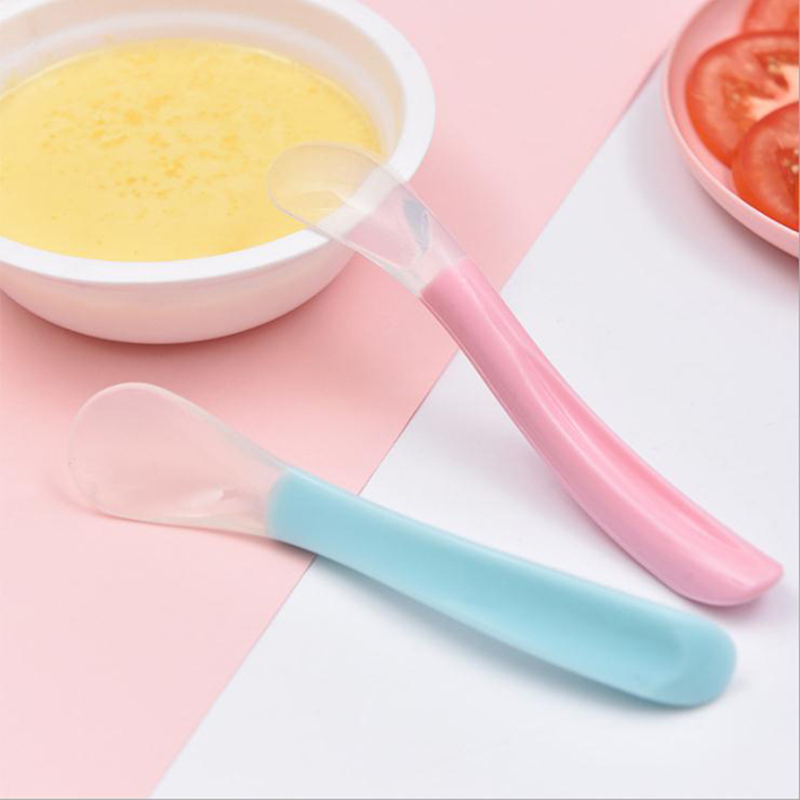 อุปกรณ์ฝึกอบรมการให้อาหารเกรดอาหาร Soft Silicone Baby Spoon BPA ฟรีซิลิโคนทารกช้อนสำหรับการฝึกอบรมเด็กวัยหัดเดิน