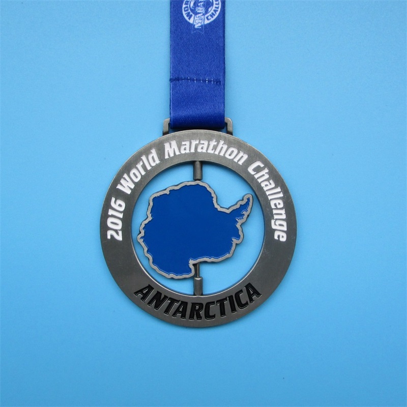 เหรียญโลก 2016 World Marathon Challenge
