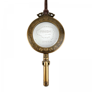 รูปแบบใหม่ราคาต่ำกว่าเหรียญกำหนดเองการออกแบบเหรียญโลหะพร้อมคีย์เหรียญจุกที่เปิดขวด