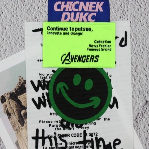 เครื่องหมายการจัดส่งสีการพิมพ์สี