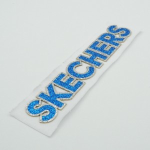 สติ๊กเกอร์ถ่ายโอน DTF พลาสติกโซลเหล็กรูปลอกความร้อนการถ่ายเทความร้อนฮู้ดหน้าจอการพิมพ์ PVC รองเท้าล้างทำความสะอาดที่ทันสมัย