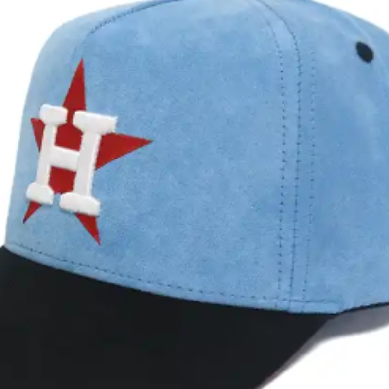 การออกแบบหมวกร้อน 5 แผงหนังนิ่มสีน้ำเงินและสีดำหมวกเบสบอลพร้อมโลโก้ปักแบนโลโก้แบบกำหนดเองและหมวกปักปักพัฟ 3 มิติ