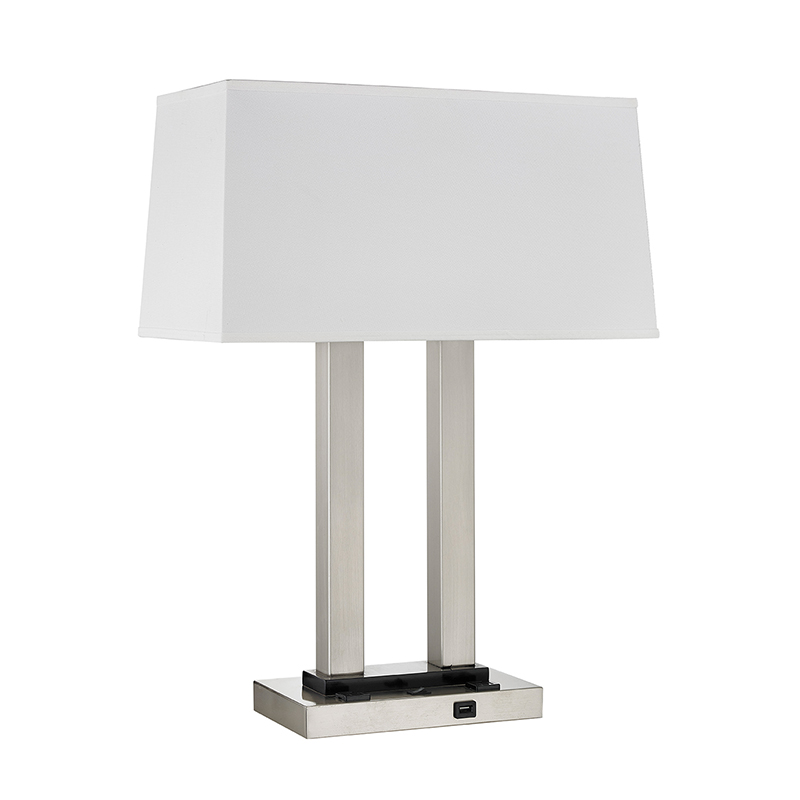 โคมไฟตั้งโต๊ะคู่นอนสองครั้งที่ห้องพัก