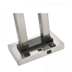 โคมไฟตั้งโต๊ะคู่นอนสองครั้งที่ห้องพัก