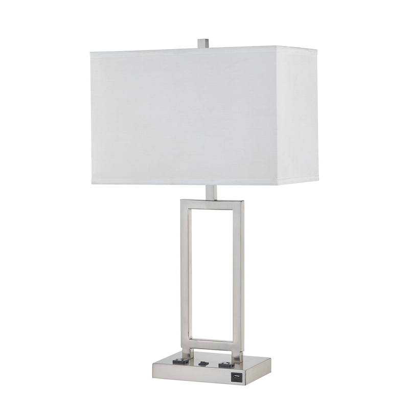 โคมไฟตั้งโต๊ะ Gatsby พร้อมผิวนิกเกิลแปรงสองช่องทางสวิตช์โยก/off และพอร์ต USB