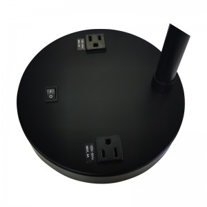 โคมไฟโต๊ะสองโทนพร้อมผิวสีดำและสีเหลืองอ่อนสวิตช์โยก/off และร้านค้าที่สะดวกสบายสองแห่งในห้องพัก