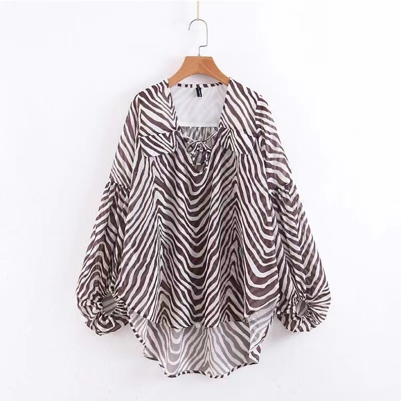 2023 แฟชั่นใหม่ของผู้หญิงทุกคนที่มีการสปินลายสปินลายแขนเสื้อยืดยาวแขนยาว