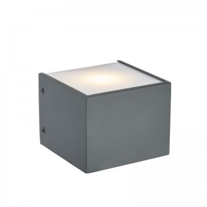 โคมไฟผนังโรงแรมที่มีสีเทาแบนทาสีและ LED แบบบูรณาการภายในที่ห้องพักทั่วไปของโรงแรม