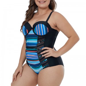 การเย็บลายเป็นชุดว่ายน้ำบาง ๆ