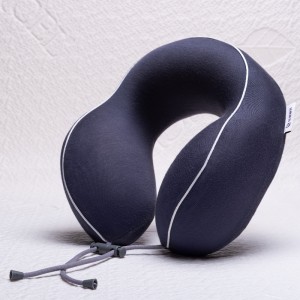 คุณรูปร่างหมอนเดินทาง