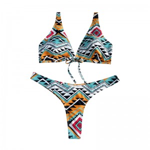 ชุดว่ายน้ำแบบสองชิ้นของธนูแบบโบว์