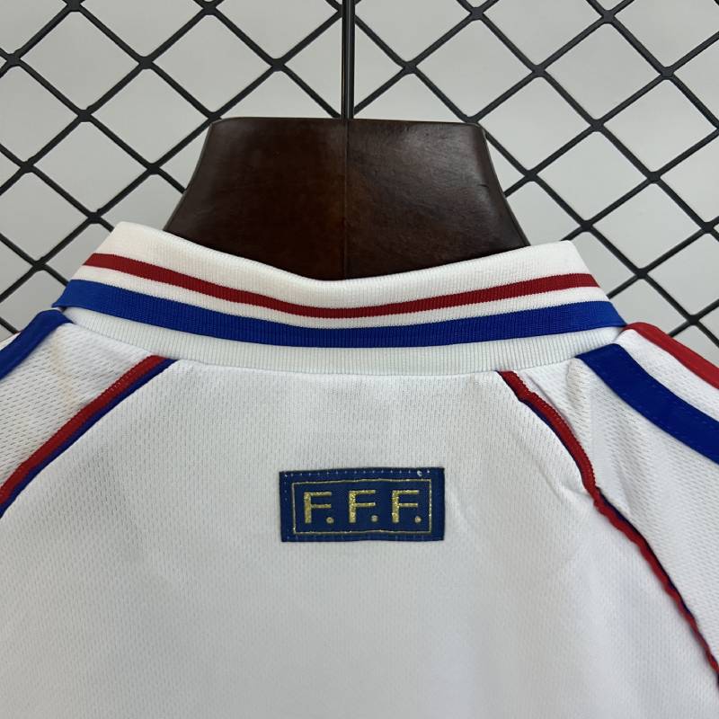 Kids France 1998 Size: 16-28